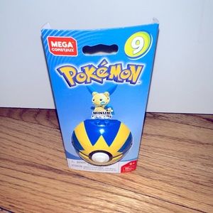 NWT Minun Mega Construx Pokémon Pokeball